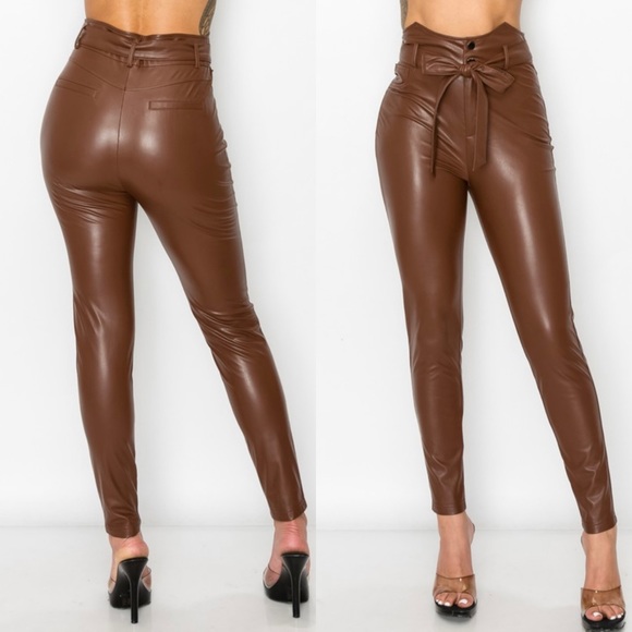 🆕High waisted skinny vegan leather pants - Picture 3 of 4